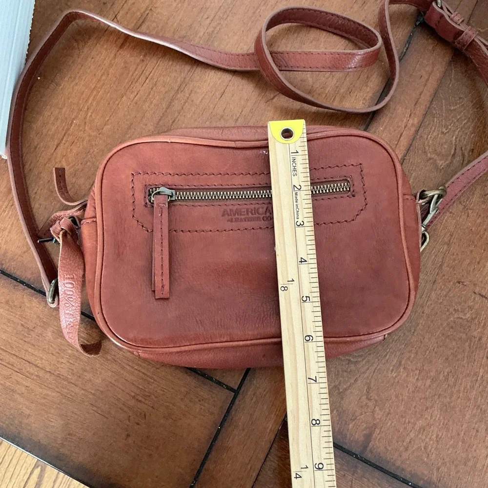 American Leather Co Cognac Brown Leather Crossbody Bag and Card Case Set - Picture 4 of 10